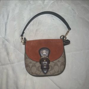 Kleo Shoulder Bag 23 In Signature Canvas